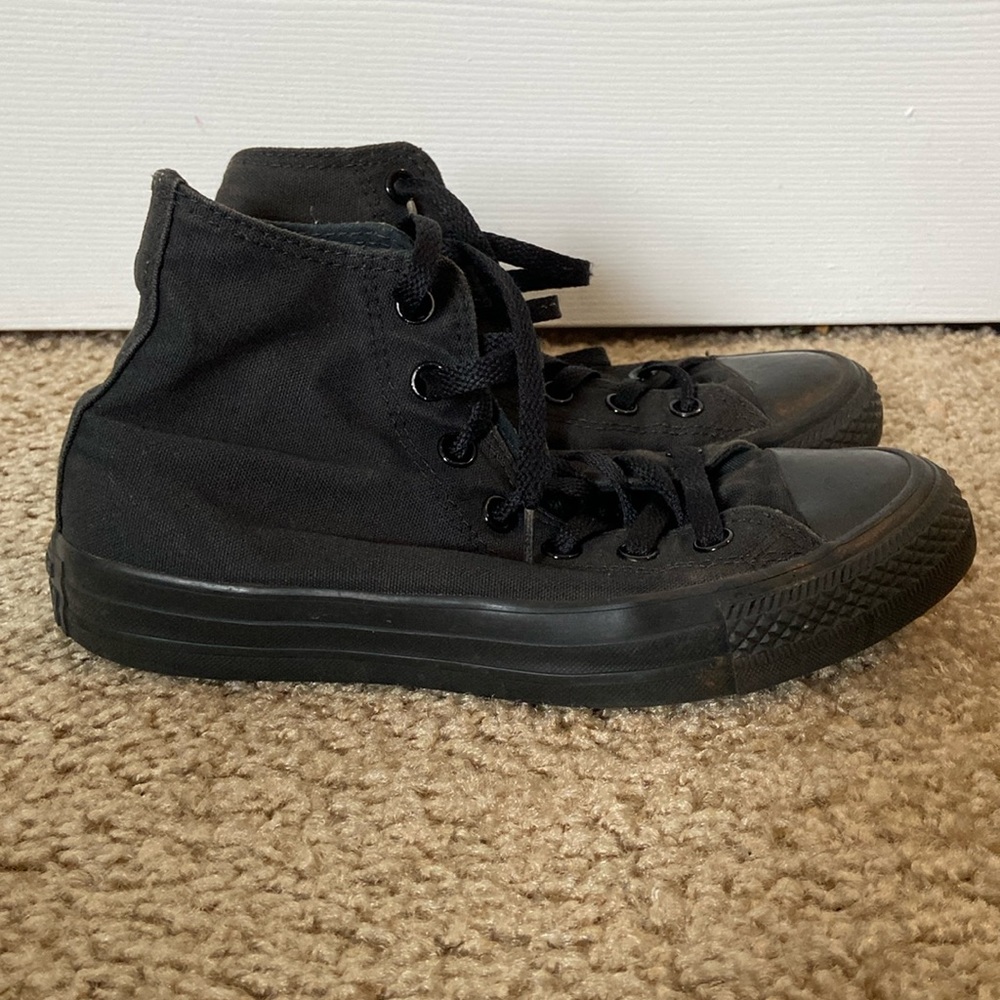 all black converse high tops